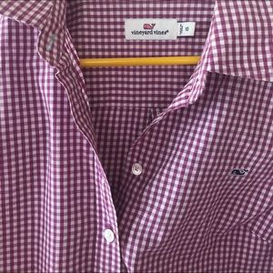 Vineyard vine checked blouse